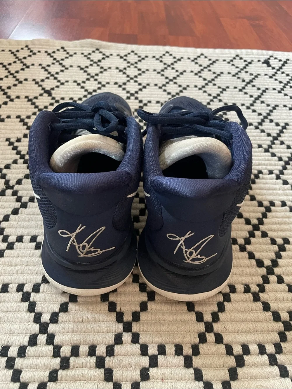 Kyrie Women's Navy and White Lightweight Basketball Sneakers